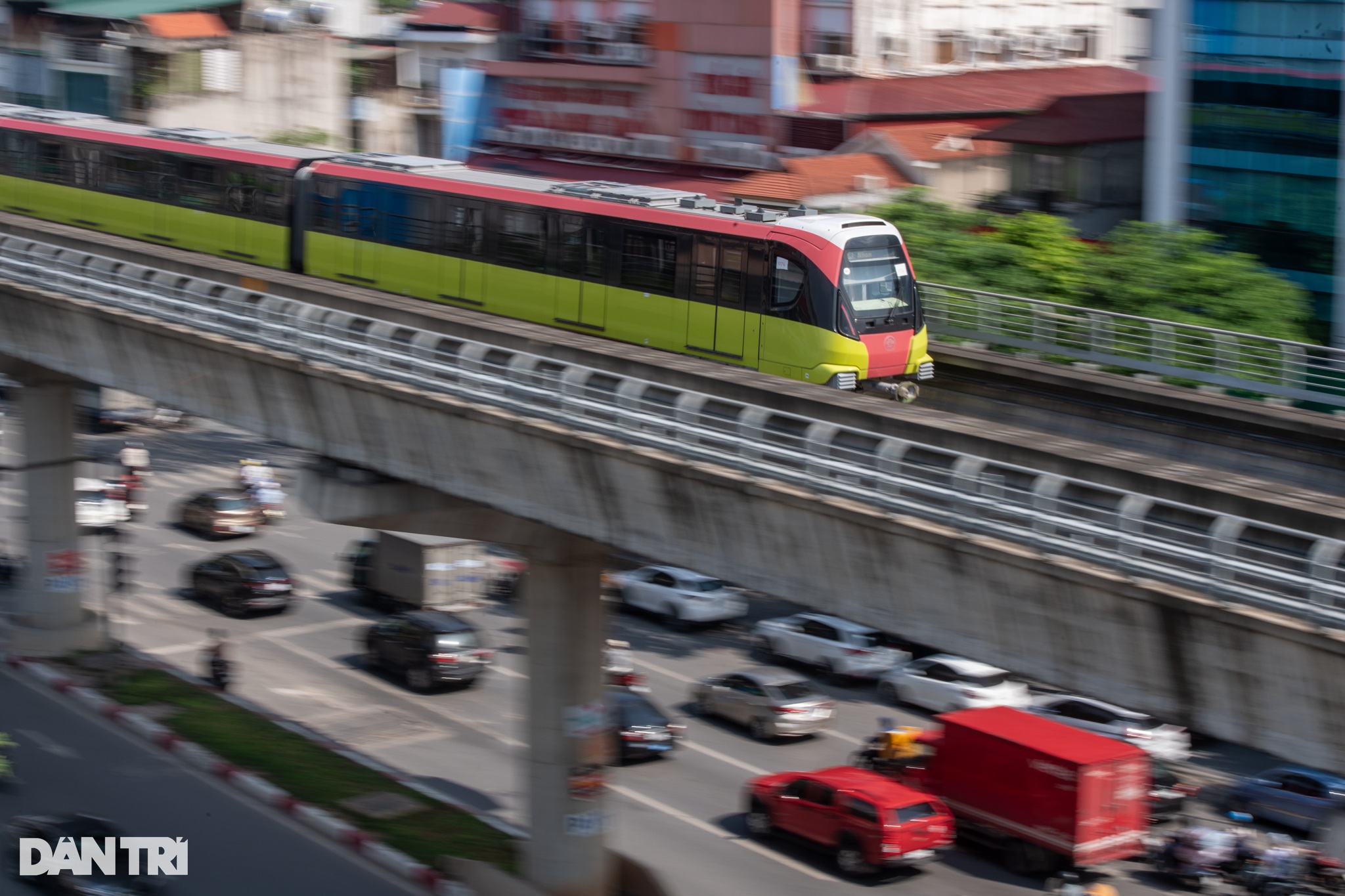 View - Trải nghiệm toàn tuyến metro Nhổn - Cầu Giấy trước ngày vận hành | Báo Dân trí