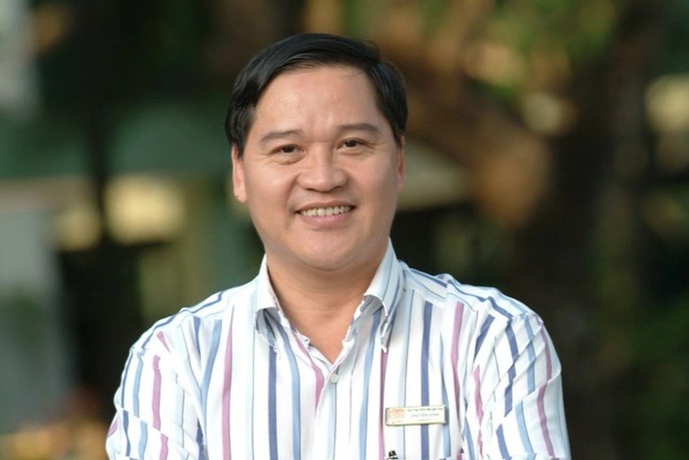 Bắt nguyên Tổng Giám đốc Tổng Công ty Công nghiệp Sài Gòn - 1 Bắt nguyên Tổng Giám đốc Tổng Công ty Công nghiệp Sài Gòn - 1