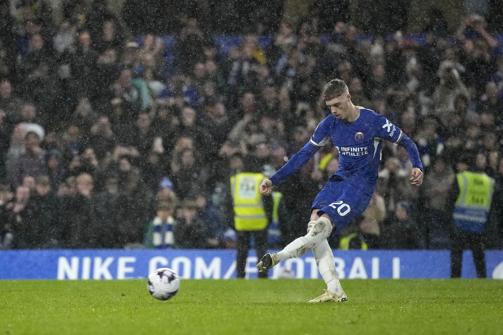 Chelsea 4-3 Man Utd: Kịch bản kỳ lạ ở phút bù giờ - 4 Chelsea 4-3 Man Utd: Kịch bản kỳ lạ ở phút bù giờ - 4