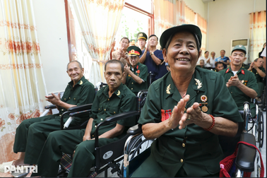 Sẽ mở rộng, tăng mức trợ cấp đối với người có công