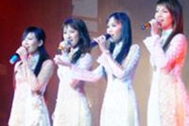 Mây Trắng ... bay về đâu?