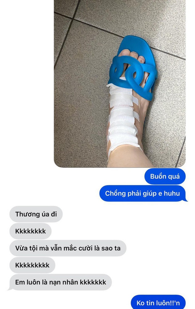 Hết Hari Won đến Tóc Tiên bị tai nạn nghề nghiệp, nhưng sao phản ứng lại khác nhau thế này? - Ảnh 5. Hết Hari Won đến Tóc Tiên bị tai nạn nghề nghiệp, nhưng sao phản ứng lại khác nhau thế này? - Ảnh 5.
