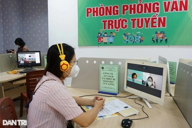 Hơn 31.000 việc làm, thu nhập hấp dẫn "hút" lao động miền Tây