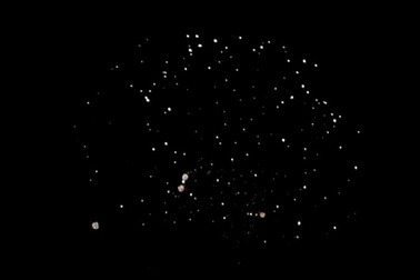 Màn trình diễn pháo hoa của đội chủ nhà Việt Nam