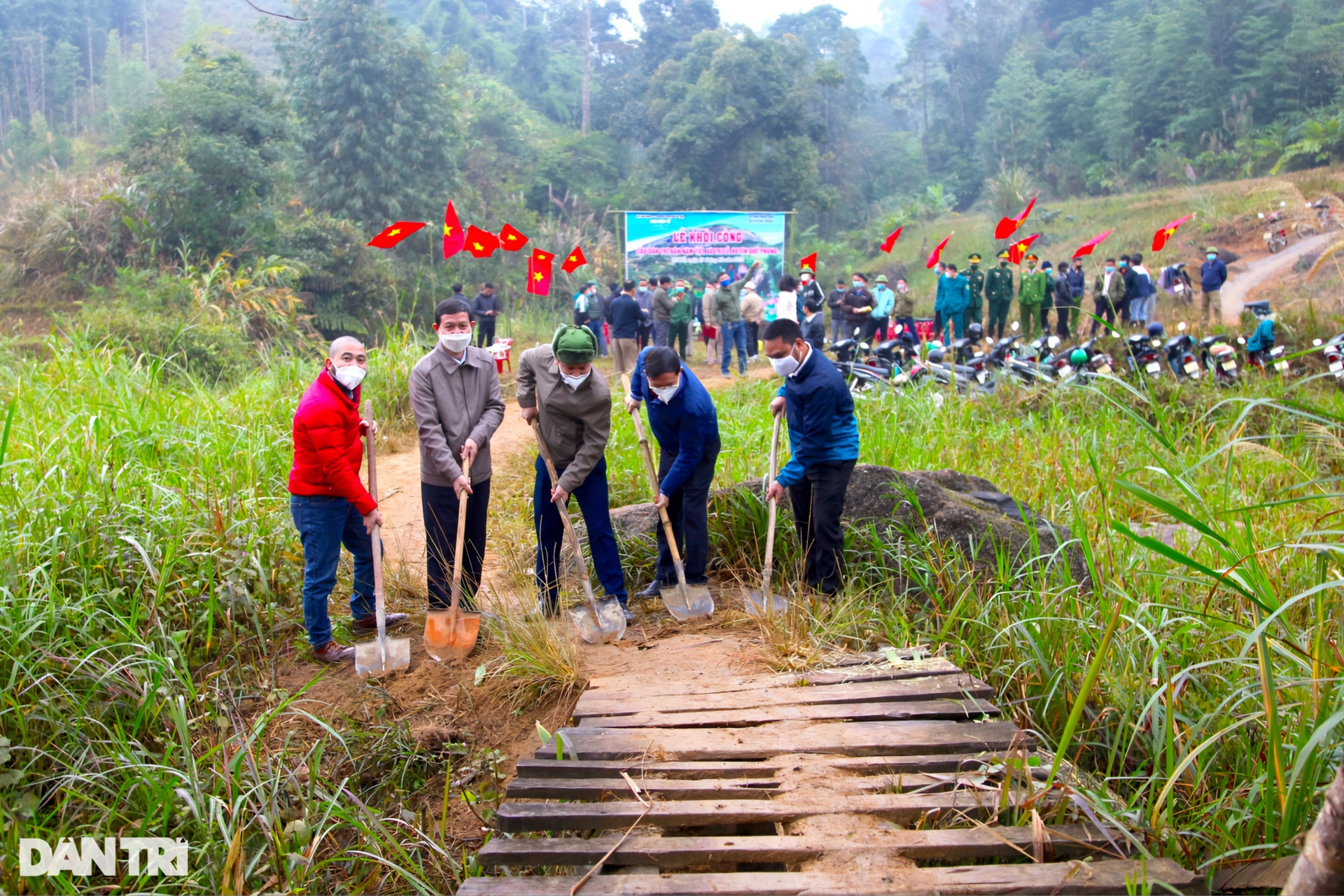 Những công trình Dân trí nơi biên giới xứ Nghệ - 15 Những công trình Dân trí nơi biên giới xứ Nghệ - 15