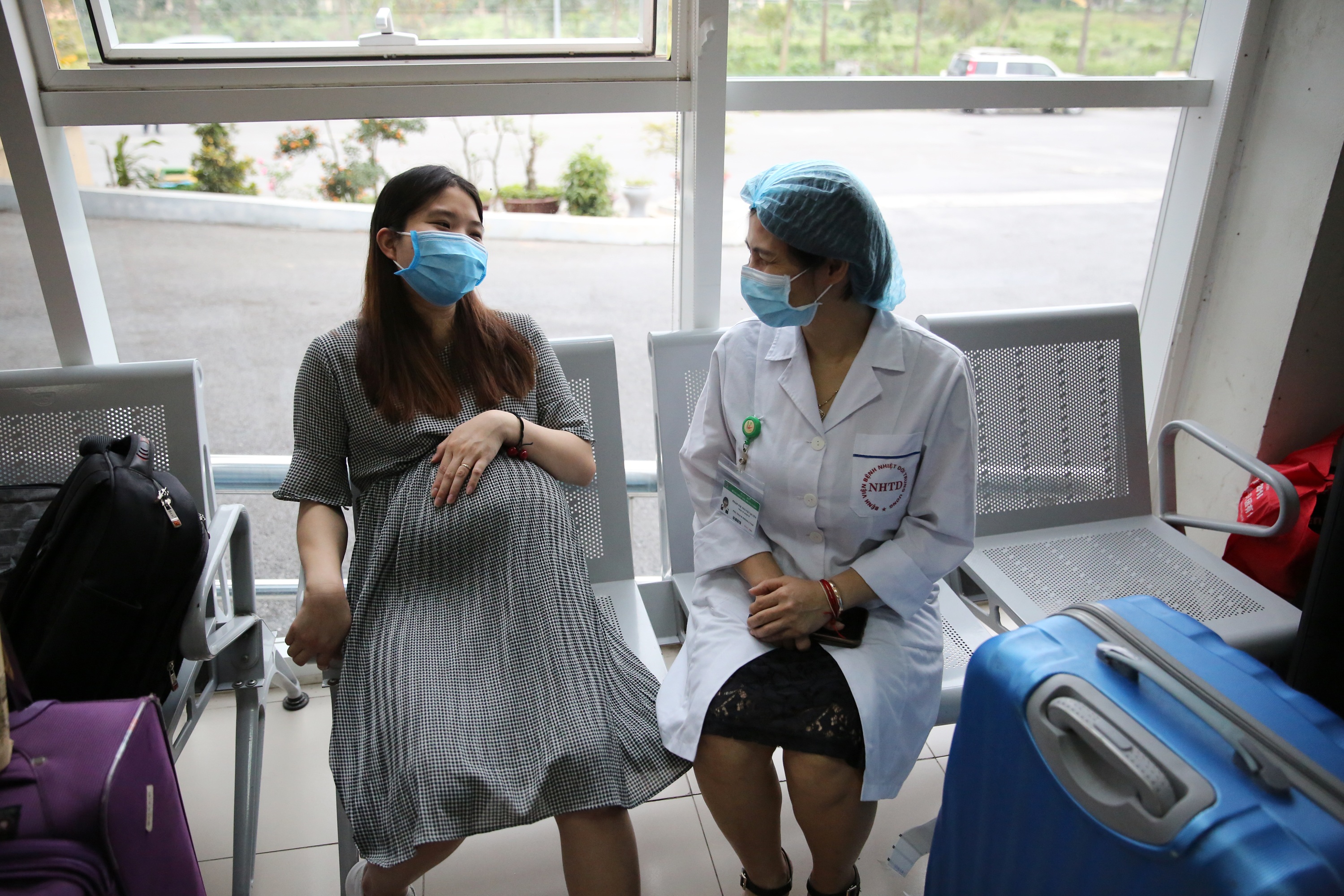 Căn phòng cách ly đặc biệt của hai vợ chồng thai phụ trở về từ Vũ Hán - 18 Căn phòng cách ly đặc biệt của hai vợ chồng thai phụ trở về từ Vũ Hán - 18