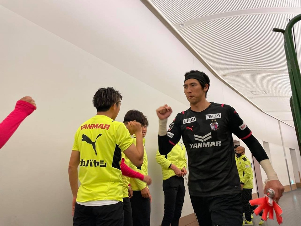 Thủ thành Hàn Quốc phong độ kém, Cerezo Osaka thực sự cần Văn Lâm? - 2 Thủ thành Hàn Quốc phong độ kém, Cerezo Osaka thực sự cần Văn Lâm? - 2