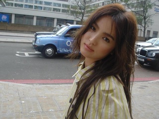 Loạt ảnh gây sốt của "tượng đài nhan sắc" xứ Hàn Song Hye Kyo - 5