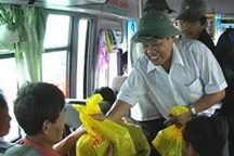 Vài chuyện ghi ở vùng lũ Quảng Ngãi