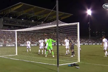 Đường kiến tạo bằng đánh gót vô cùng điệu nghệ