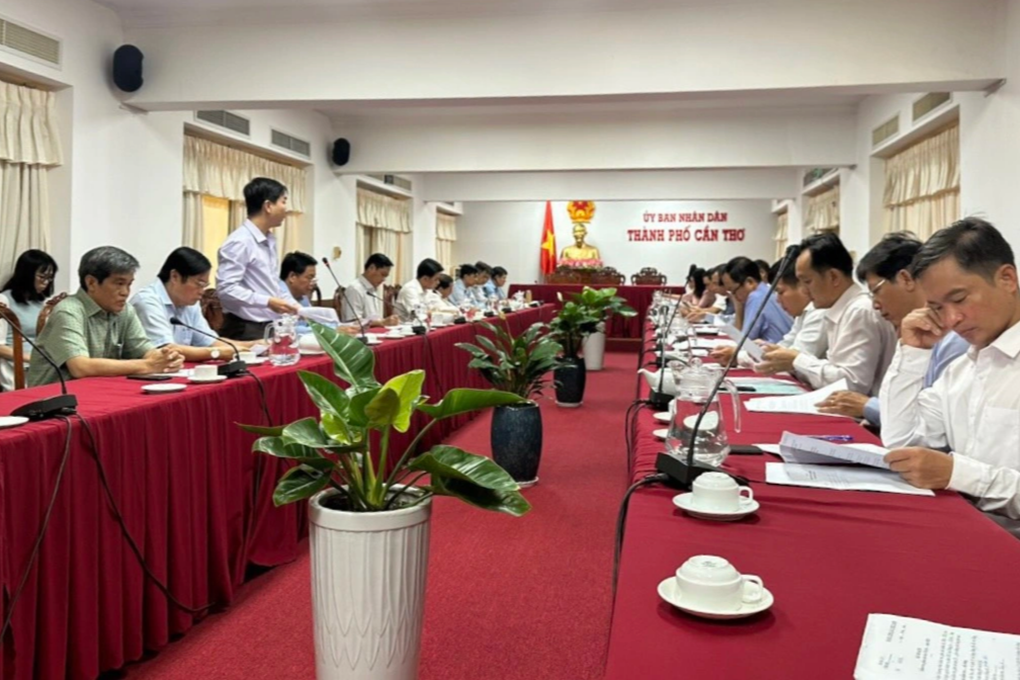 Cần Thơ dự kiến thu phí đỗ ô tô trên 7 tuyến đường - 1 Cần Thơ dự kiến thu phí đỗ ô tô trên 7 tuyến đường - 1