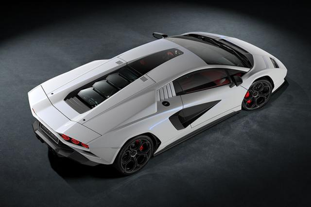 Khám phá Lamborghini Countach LP 800-4: Huyền thoại thập niên 70 tái sinh - 1 Khám phá Lamborghini Countach LP 800-4: Huyền thoại thập niên 70 tái sinh - 1