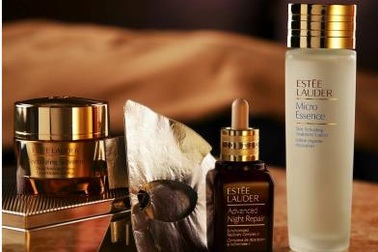 Cùng “Giấc mộng đêm hè” đi tìm phép màu cho làn da