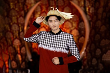 NTK Minh Châu tự hào giới thiệu áo dài và văn hóa Nam bộ đến bạn bè quốc tế