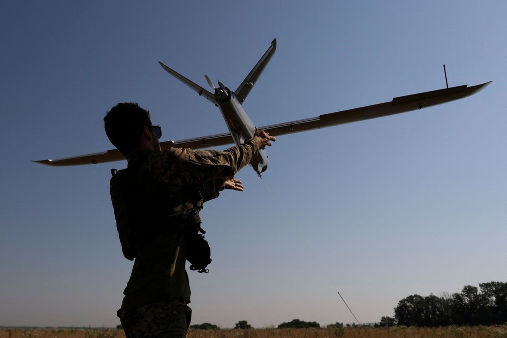 Lý do Ukraine đánh chặn nhầm loạt UAV của chính mình ở Donetsk - 1 Lý do Ukraine đánh chặn nhầm loạt UAV của chính mình ở Donetsk - 1