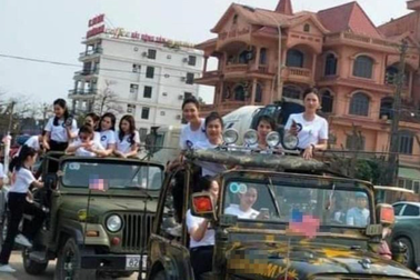 Diễn biến mới vụ "xe lạ" hộ tống dàn người đẹp ở Cửa Lò