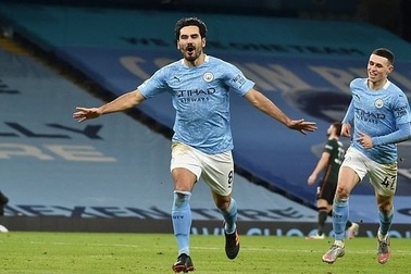 Ngôi sao Man City lớn tiếng chỉ trích UEFA "tàn bạo"