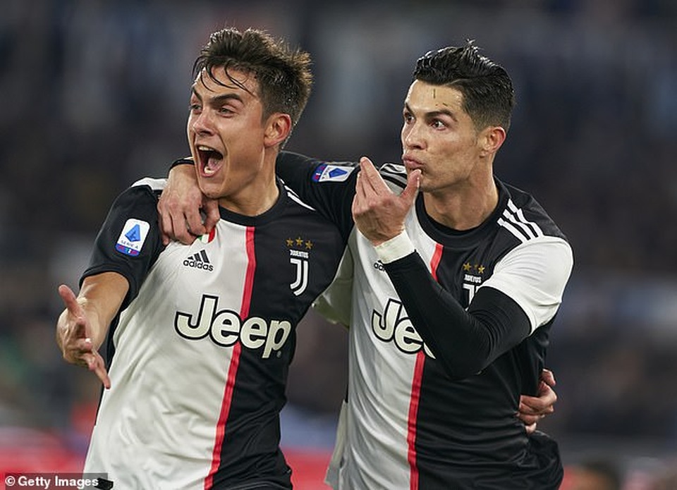 Trước Suarez, những ngôi sao nào từng là đồng đội của C.Ronaldo lẫn Messi? - 7 Trước Suarez, những ngôi sao nào từng là đồng đội của C.Ronaldo lẫn Messi? - 7