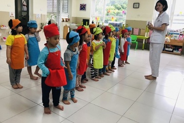 Thiếu giáo viên, có nên hạ tiêu chí tuyển dụng?