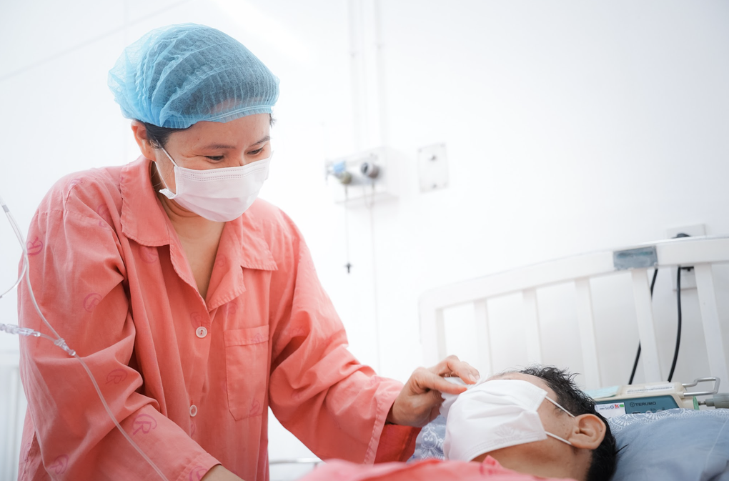 6 cuộc đời hồi sinh dịp lễ 30/4 nhờ món quà cao quý của người chết não - 4 6 cuộc đời hồi sinh dịp lễ 30/4 nhờ món quà cao quý của người chết não - 4