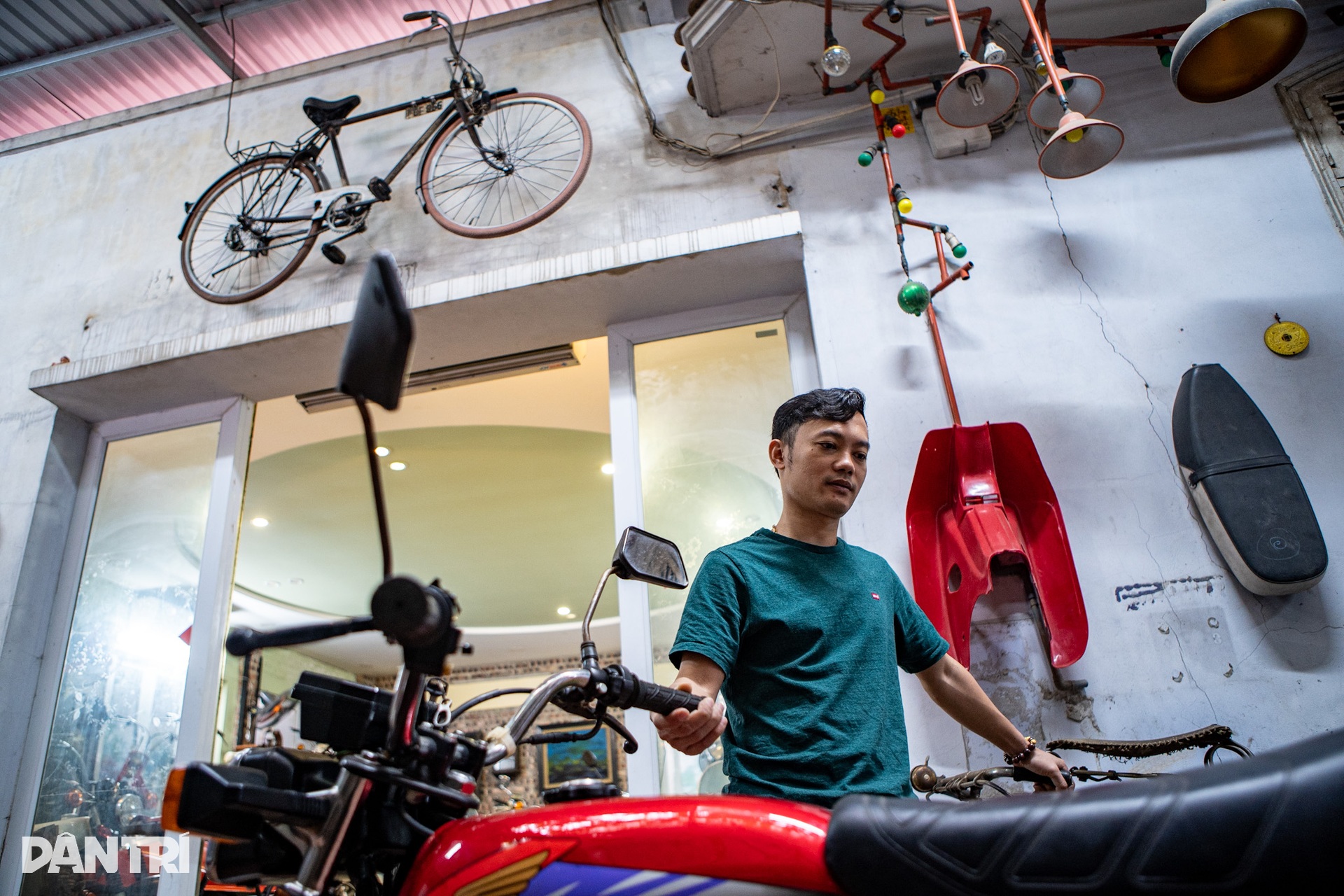 Độc đáo chàng trai Hà Nội sưu tầm hơn 100 xe cổ - 2 Độc đáo chàng trai Hà Nội sưu tầm hơn 100 xe cổ - 2
