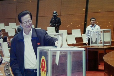 “Lấy phiếu tín nhiệm không phải kênh duy nhất để đánh giá cán bộ”