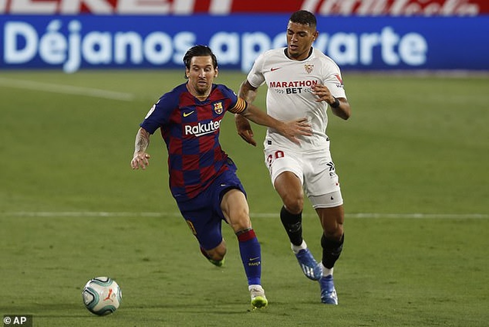Hòa Sevilla, Barcelona có nguy cơ mất ngôi đầu bảng - 5 Hòa Sevilla, Barcelona có nguy cơ mất ngôi đầu bảng - 5