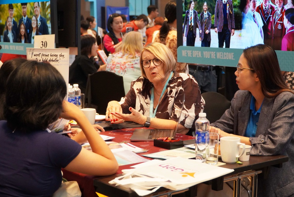 Topp 5 globale utdanningsland «åpner dørene på vidt gap for å ønske vietnamesiske studenter velkommen» - 1 Quốc gia top 5 giáo dục toàn cầu “mở toang cửa đón học sinh Việt Nam - 1