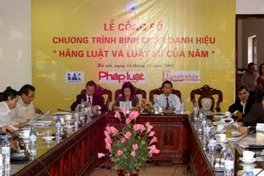 Tôn vinh giới luật sư, góp phần xây dựng Nhà nước pháp quyền XHCN Việt Nam