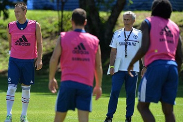 Chelsea xem trọng đội bóng vừa đánh bại MU