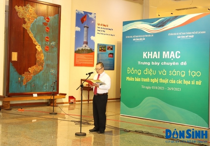 Giám đốc Bảo tàng Đắk Lắk ông Đinh Một phát biểu khai mạc