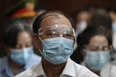 Nguyên Tổng Giám đốc SAGRI bật khóc xin tòa xem xét lại