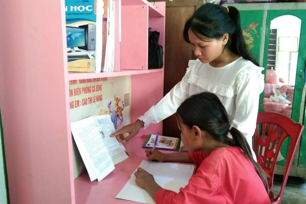 Nữ sinh tạo kỳ tích khi trở thành người Rục đầu tiên đỗ đại học - 3 Nữ sinh tạo kỳ tích khi trở thành người Rục đầu tiên đỗ đại học - 3