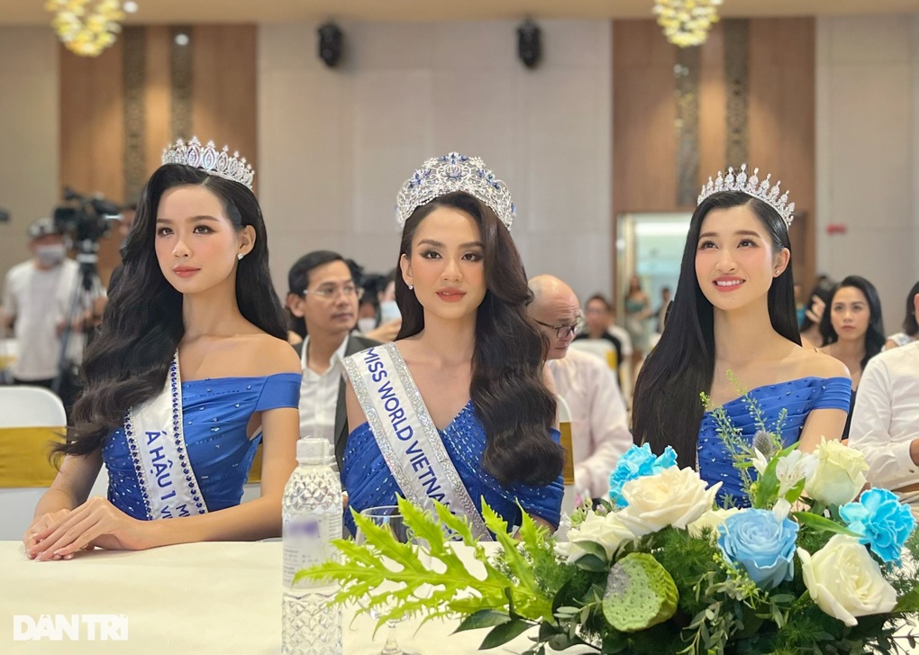 Sơ suất thi ứng xử ở Miss World Vietnam gây tranh cãi, Ban Tổ chức nói gì? - 1 Sơ suất thi ứng xử ở Miss World Vietnam gây tranh cãi, Ban Tổ chức nói gì? - 1