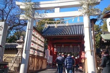 Tháng một tại xứ Phù Tang: Mùa của năm mới, trượt tuyết và mua sắm