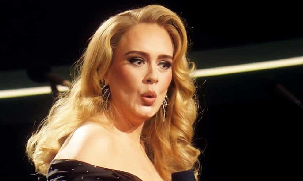 Cơn giận của Adele khiến phóng viên bị đình chỉ, nhà đài mất một triệu AUD - 2 Cơn giận của Adele khiến phóng viên bị đình chỉ, nhà đài mất một triệu AUD - 2