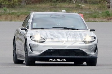 Xe điện Vision-S của Sony bắt đầu chạy thử trên đường phố