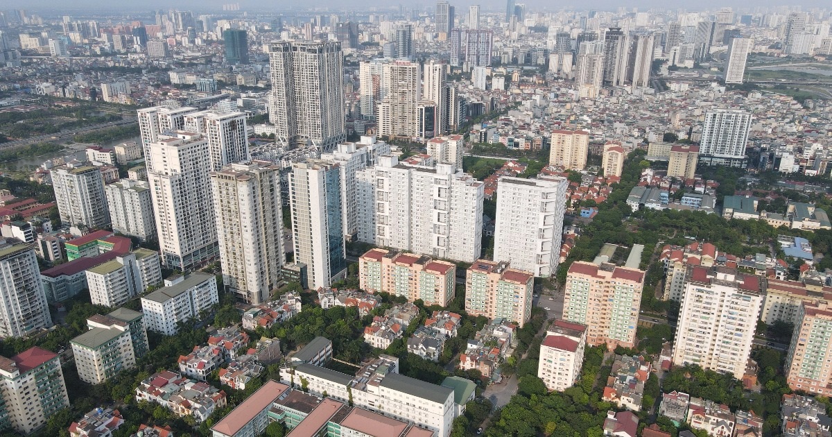 View - Khẩn trương đề xuất các biện pháp gỡ khó khăn cho thị trường bất động sản | Báo Dân trí