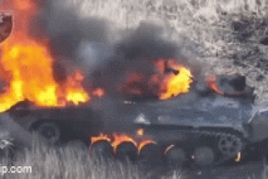 Giao tranh ác liệt, Ukraine nói về việc Nga tung "nắm đấm sốc" để đột phá