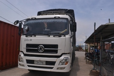 Bắt xe quá tải “né” trạm cân