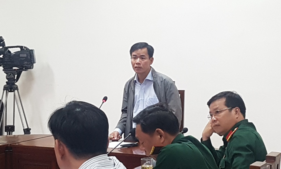 Bàn phương án ngăn đập, nắn sông Rào Trăng tìm 12 nạn nhân mất tích - 4 Bàn phương án ngăn đập, nắn sông Rào Trăng tìm 12 nạn nhân mất tích - 4