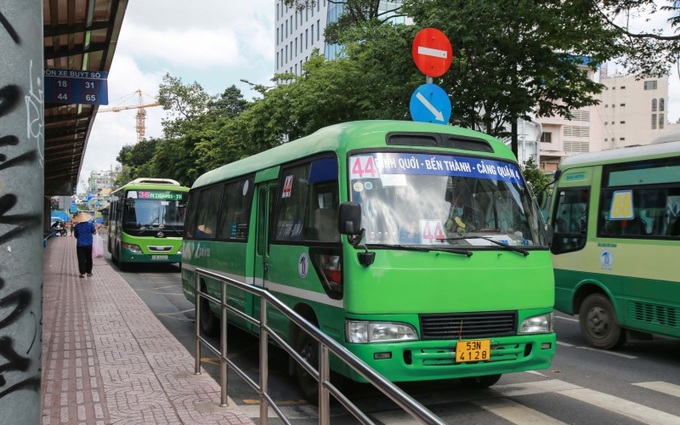 Xe buýt tại TP HCM. Nguồn: Nhân dân