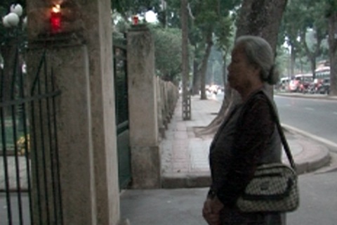 Người dân Hà Nội lặng lẽ viếng Đại tướng 49 ngày