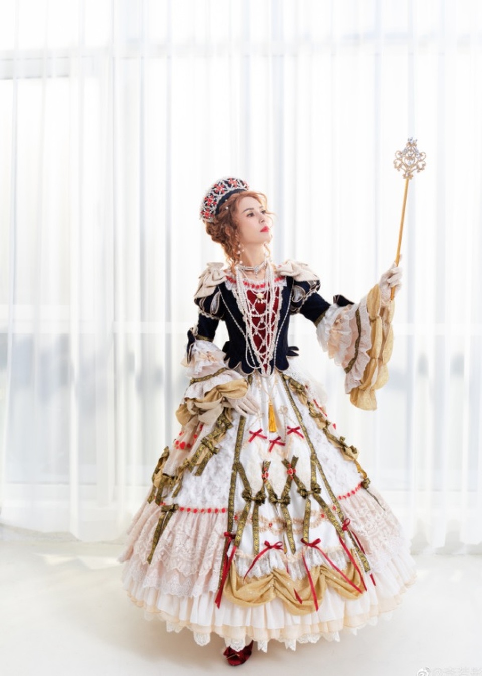 Cô Cô Lý Nhược Đồng theo đuổi phong cách Lolita ngọt ngào ở tuổi ngũ tuần - 6 Cô Cô Lý Nhược Đồng theo đuổi phong cách Lolita ngọt ngào ở tuổi ngũ tuần - 6