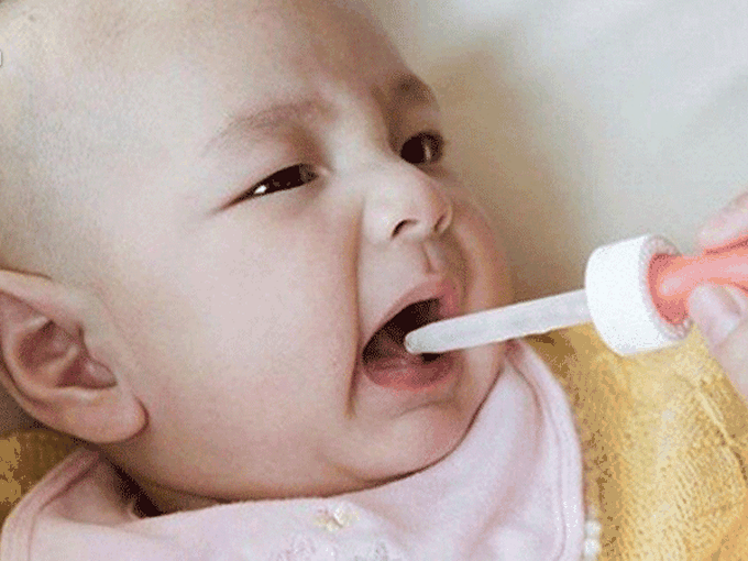 Bác sĩ liệt kê những việc cần thiết nhất định mẹ phải làm cho con trong 12 tháng đầu đời, cùng kiểm tra xem mẹ đã làm đủ chưa nhé - Ảnh 2.