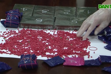 Bắt đối tượng vận chuyển ma túy