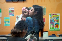 Ngôi trường đặc biệt ở Mỹ có học sinh là những bà mẹ tuổi teen