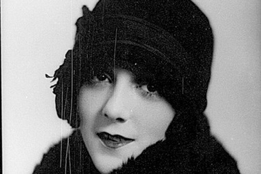 Ngắm vẻ đẹp cổ điển của những mỹ nhân nước Úc một thời