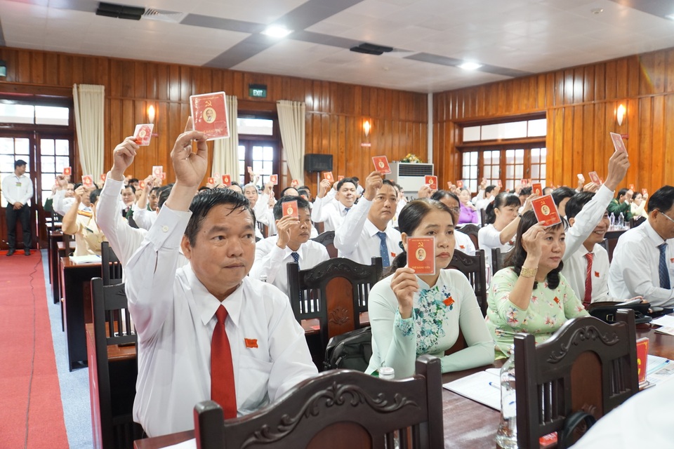 Long An quyết tâm giữ vững vị trí dẫn đầu Đồng bằng sông Cửu Long - 4 Long An quyết tâm giữ vững vị trí dẫn đầu Đồng bằng sông Cửu Long - 4