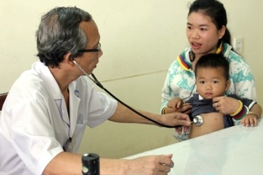 Quảng Ngãi: Bệnh nhi tăng nhanh mùa nắng nóng